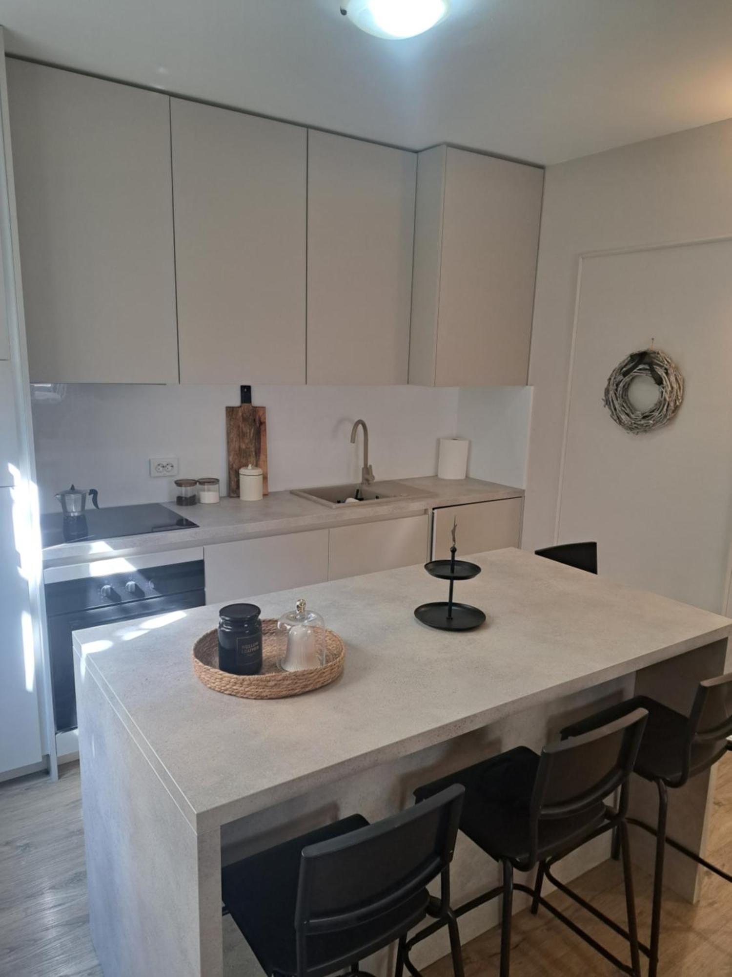 Apartament Petra *